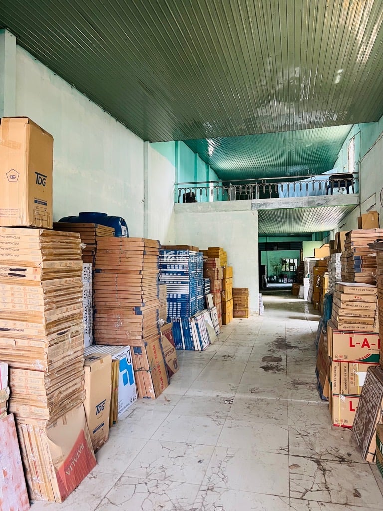 BÁN GẤP NHÀ XƯỞNG 264M2 - NGAY ĐẶNG THÚC VỊNH - HÓC MÔN- GIÁ CHỈ 24.6 TRIỆU/M2