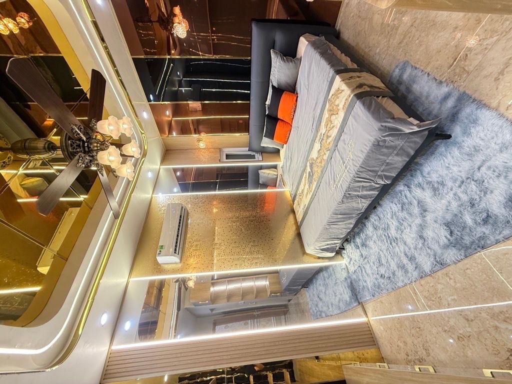 SIÊU PHẨM BIỆT THỰ TÂN BÌNH GIÁP QUẬN 10 - 74M2 NỞ HẬU - Ô TÔ ĐỖ CỬA - FULL NỘI THẤT XỊN - MUA ĐÓN 