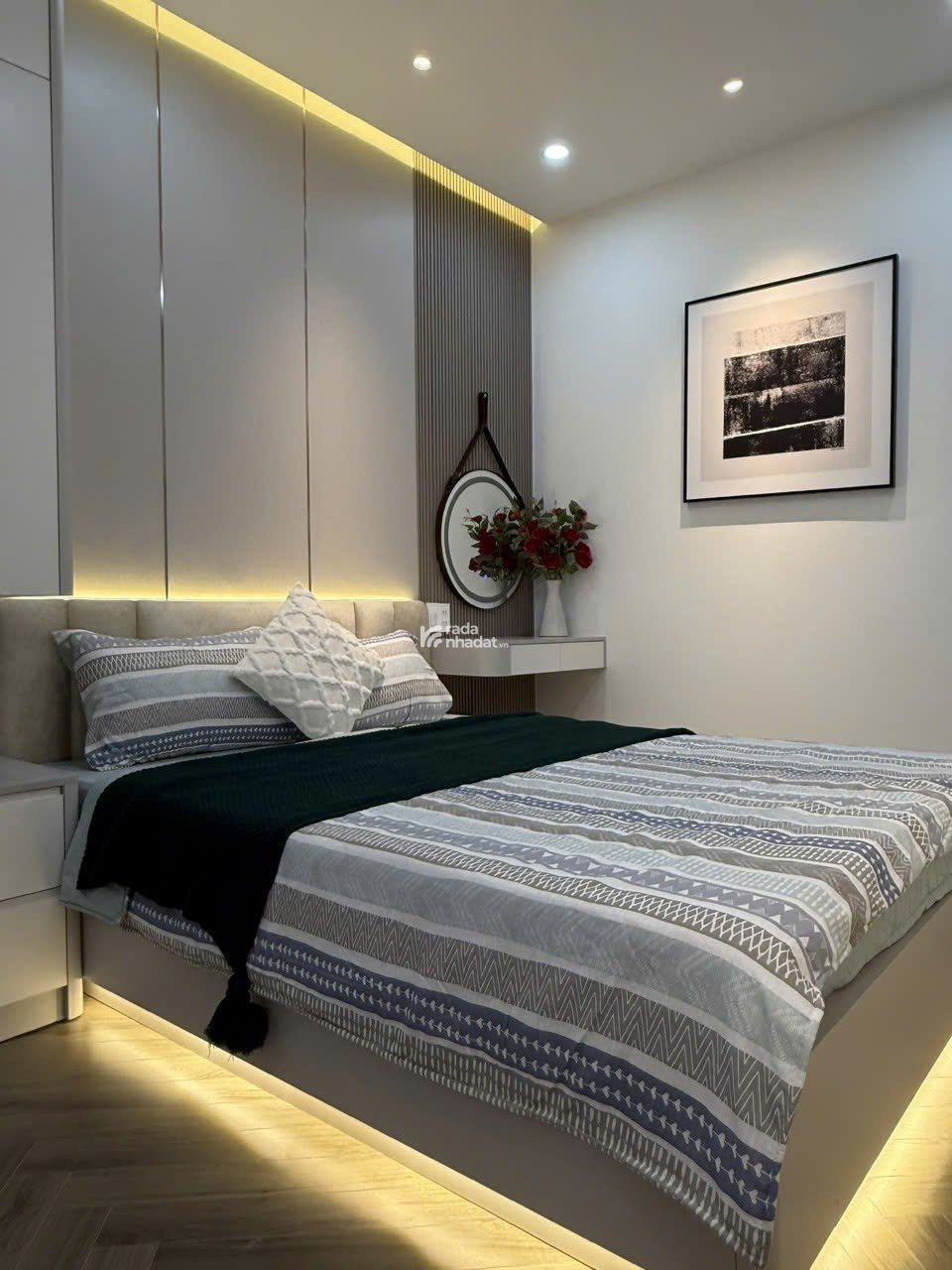 Bán nhanh căn hộ Sky garden 2, PMH, Q7, dt 81m2, tk 3PN nhà mới đẹp, giá chỉ 6,3 tỷ 