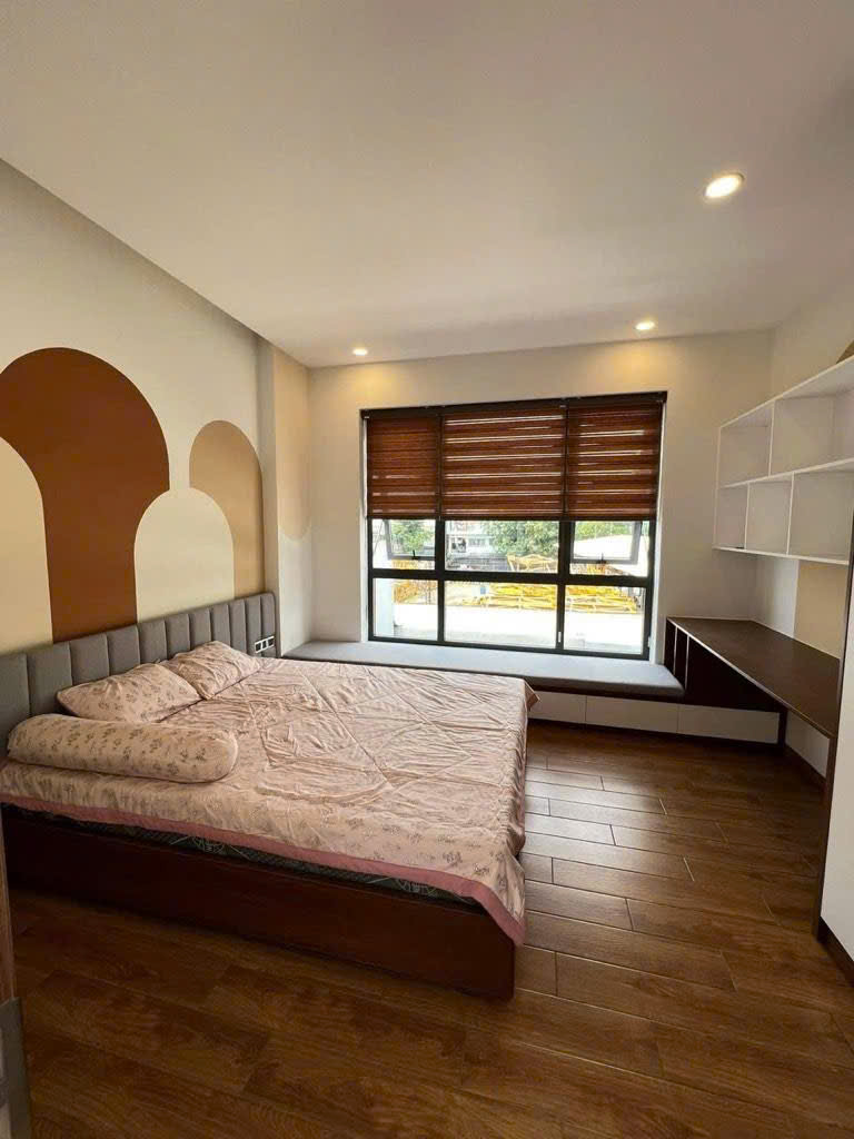 BÁN NHÀ 3 TẦNG GẦN BV VIỆT THẮNG NGANG 5M- 92m2 -GIÁ 6,5 TỶ TL