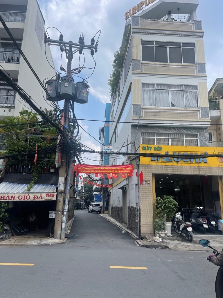 THÍCH HỢP ĐẦU TƯ XÂY MỚI - 4x24 - HẺM XE TẢI - NGAY TRỊNH ĐÌNH TRỌNG - GIÁP QUẬN 11