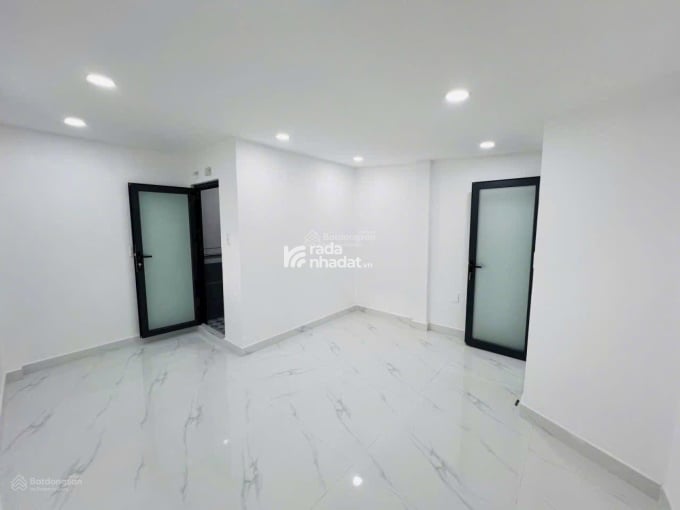 SOS! BÁN NHÀ ĐOÀN VĂN BƠ, PHƯỜNG 16, QUẬN 4, GIÁ TỐT CHỈ 3 tỷ550 TL SỔ RIÊNG HXH