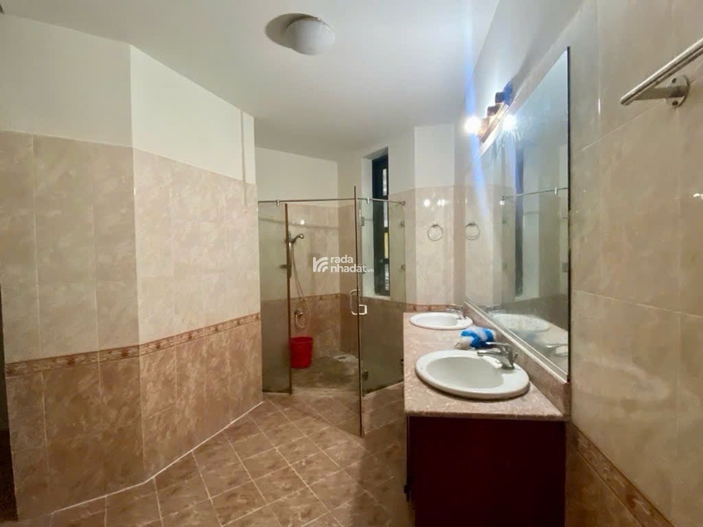 Biệt Thự - Góc 2 Mặt tiền - Hoàng Xuân Nhị Phú Trung Tân Phú DT: 8x12m - 15 tỷ 5