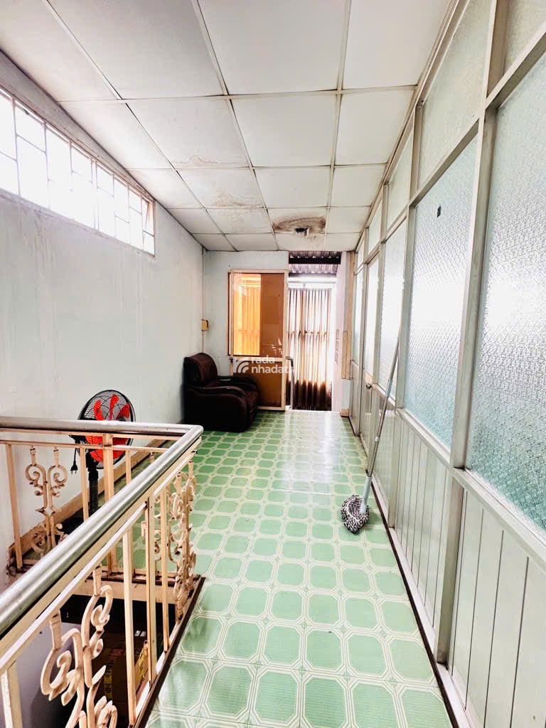 Nhà Phố 3 Tầng Mặt Tiền 5,2 m Ngay Thống Nhất P 15 Quận Gò Vấp