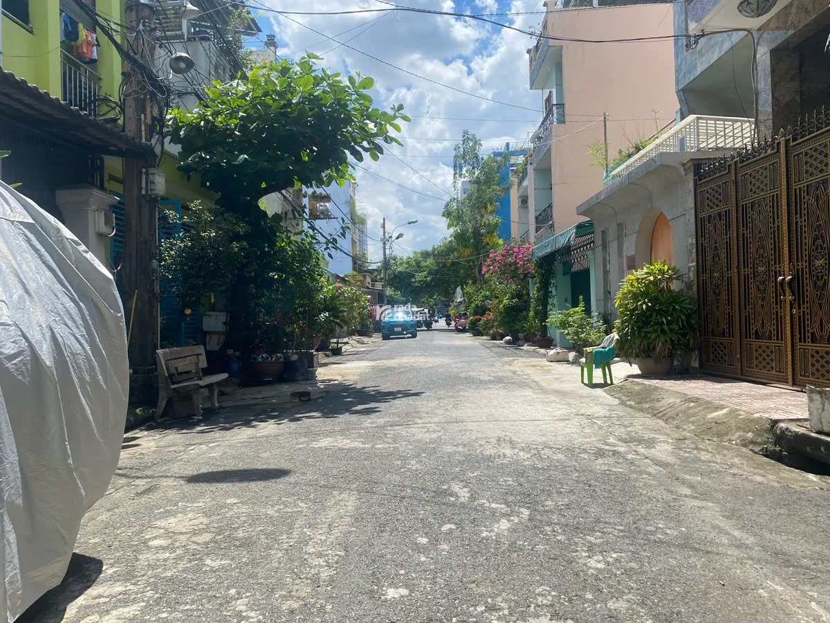 Hẻm xe tải Thoại Ngọc Hầu, 60m2, 4 tầng BTCT,  5PN, xinh xắn lung linh