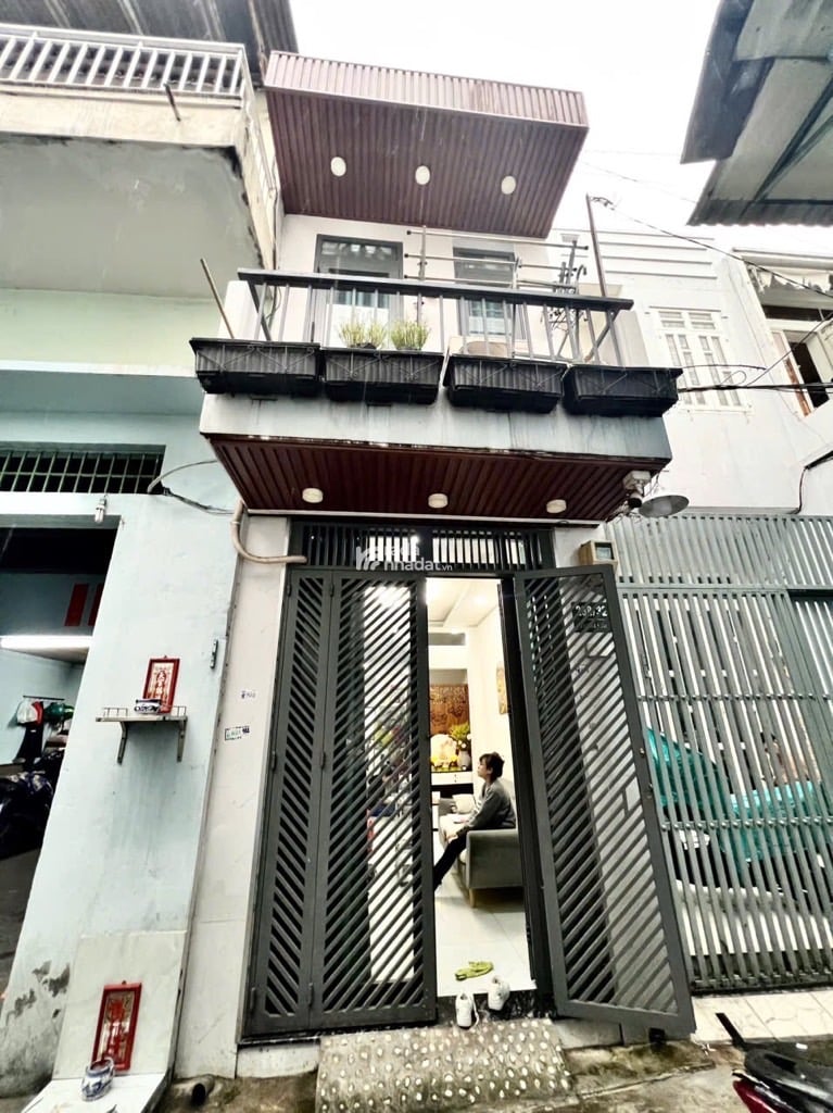 HẺM XE HƠI VƯỜN LÀI, TÂN PHÚ, 31M2 HIẾM CÓ Ở NGAY. GIẢM 450TR CHỈ 4.4T TL 