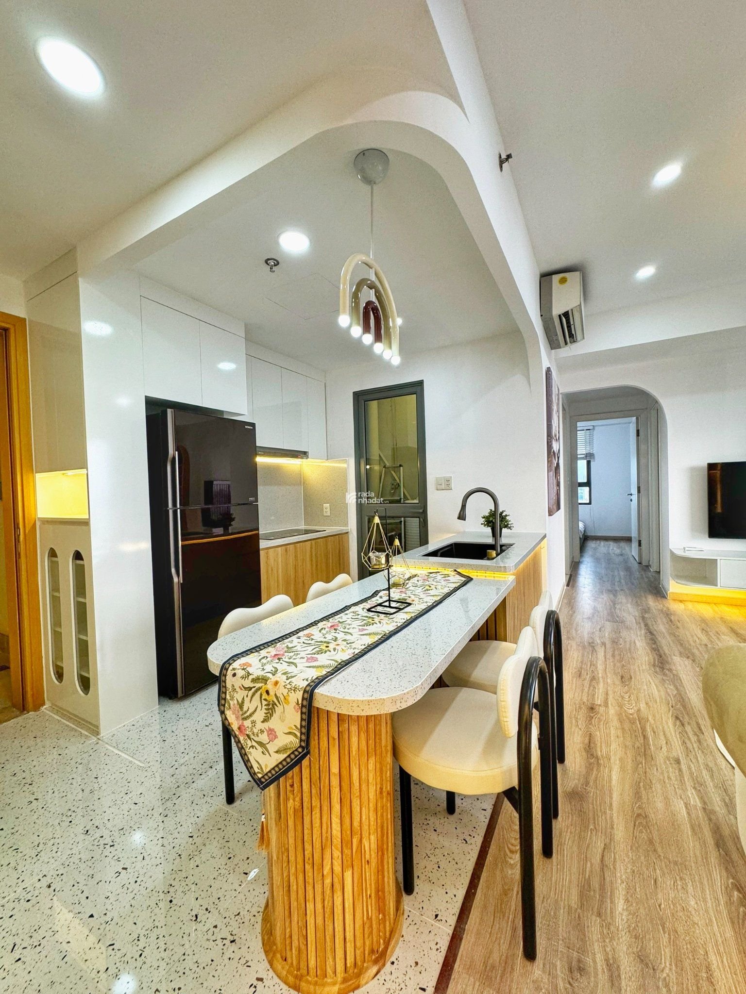CHO THUÊ CĂN HỘ 2PN SARIMI SALA VIEW CÔNG VIÊN, GIÁ CHỈ 26 TRIỆU!