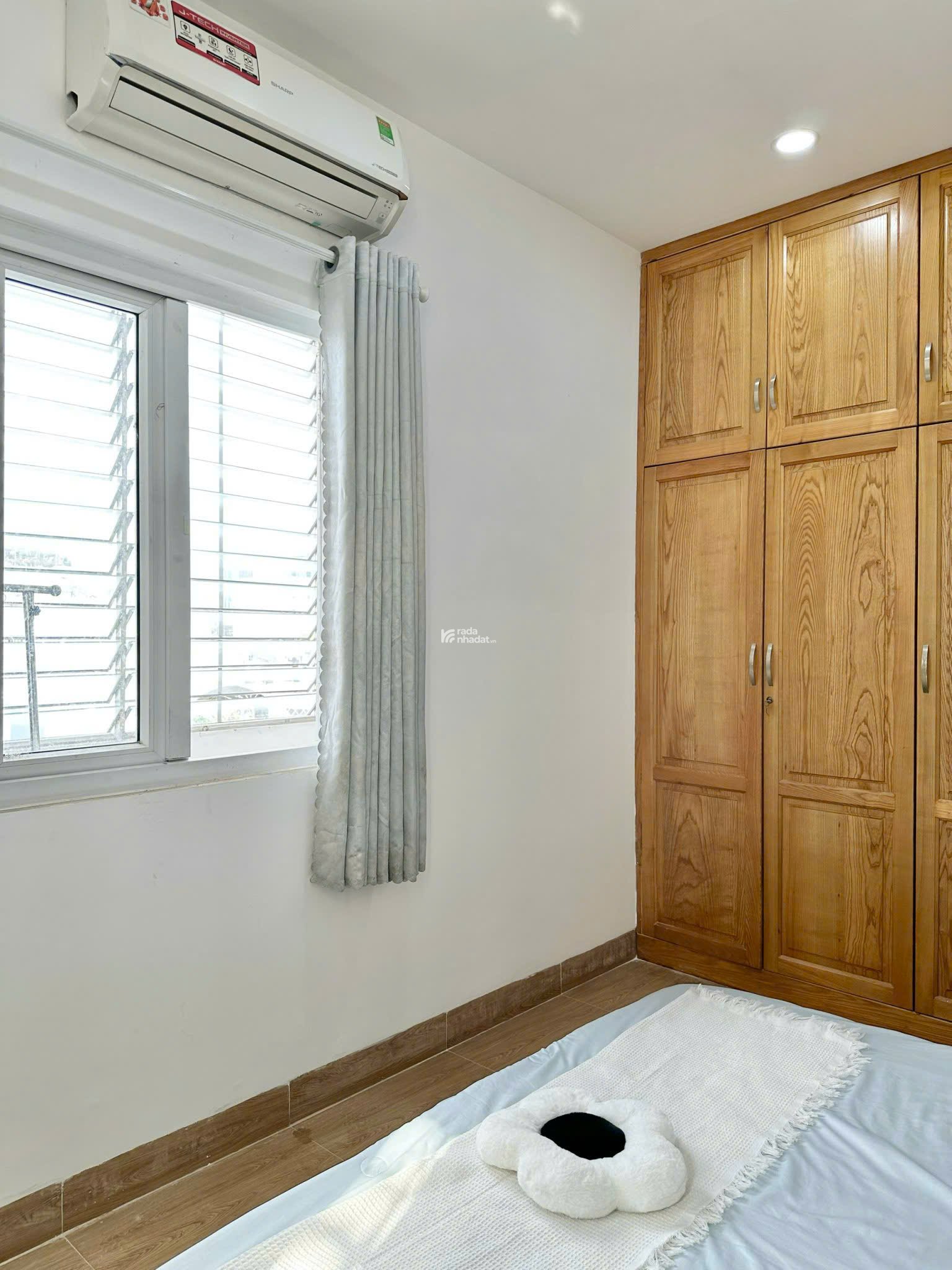 Cho thuê căn hộ quận 10, gần nhiều trường đại học, Vạn Hạnh mall, Big C, có thang máy