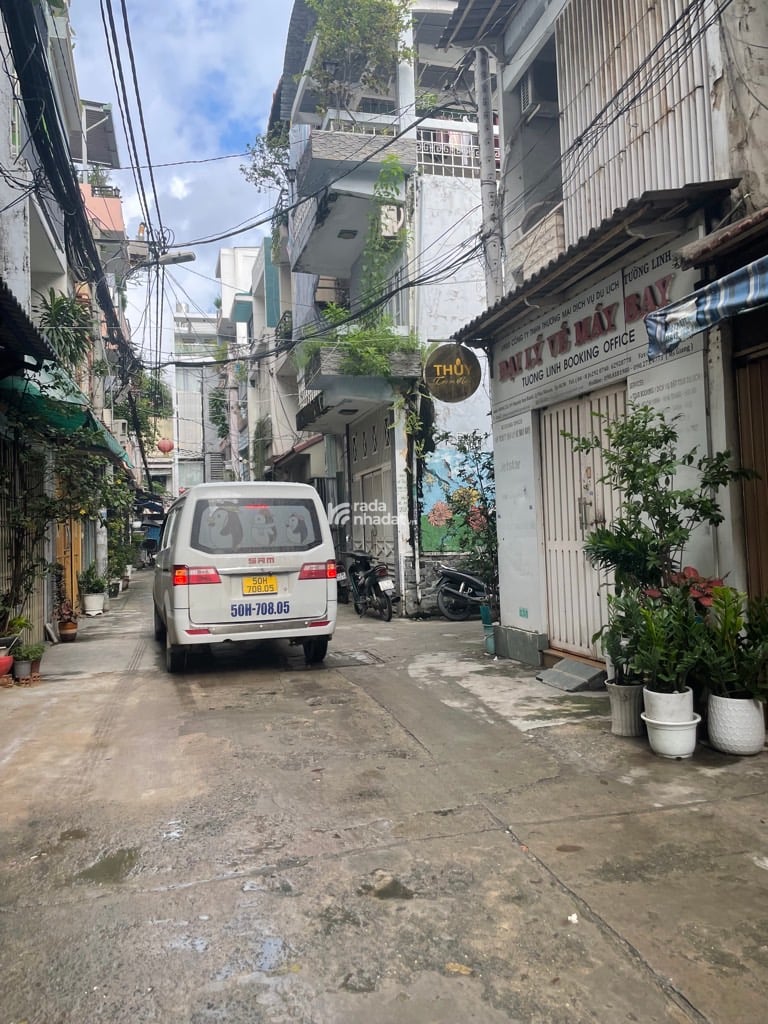 GẦN MẶT TIỀN HUỲNH VĂN BÁNH, PHÚ NHUẬN, 28M2 NGANG HIẾM CÓ. GIẢM 500TR CHỈ 5.5T 