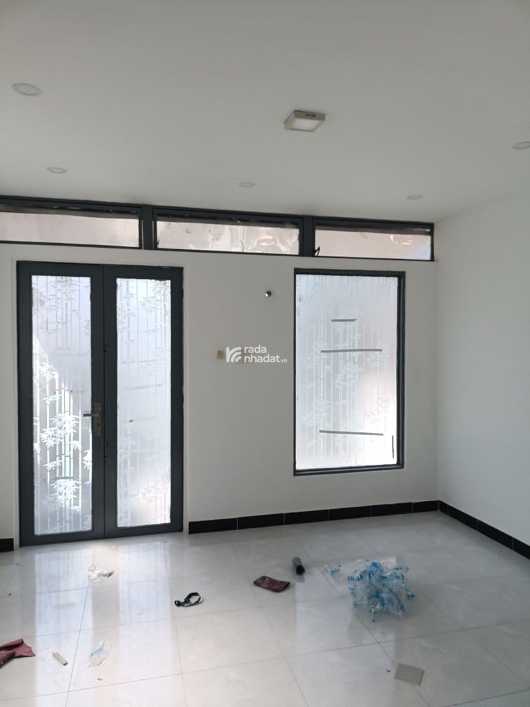 GẦN MẶT TIỀN HUỲNH VĂN BÁNH, PHÚ NHUẬN, 28M2 NGANG HIẾM CÓ. GIẢM 500TR CHỈ 5.5T 