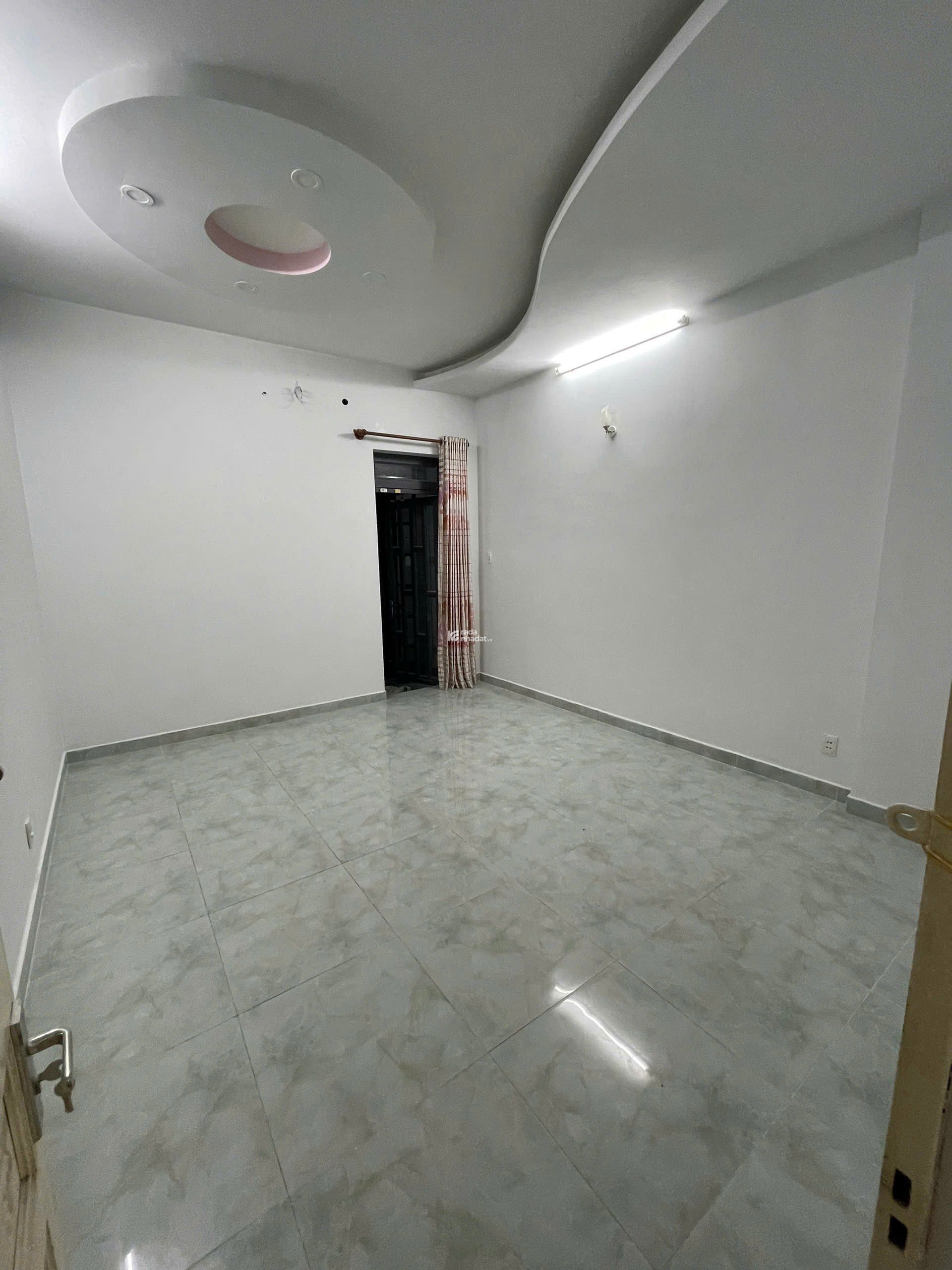 NHÀ HẺM 6M THOẠI NGỌC HẦU TÂN PHÚ  61M2 2 TẦNG  CHỈ  6XTY 