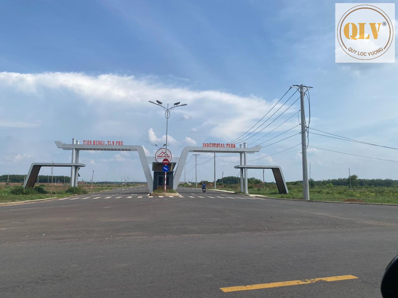 Cho thuê nhà xưởng CCN Tiến Hưng, Đồng Xoài, Bình Phước 18.936m2