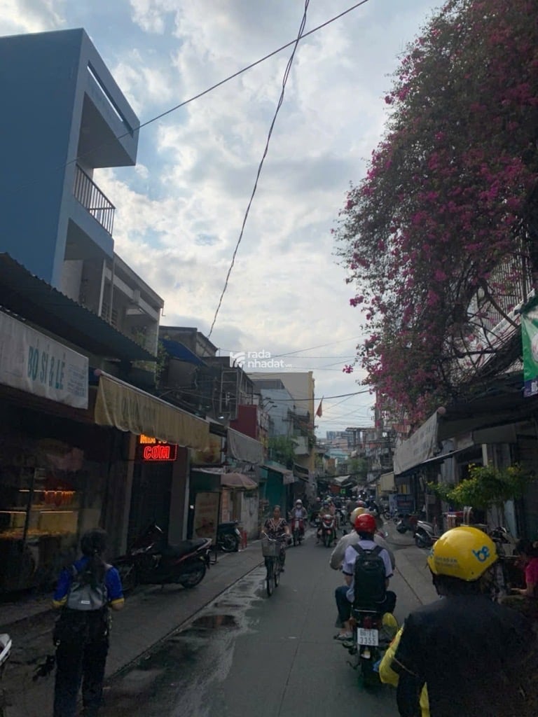 MẶT TIỀN - ĐOÀN VĂN BƠ - 4 TẦNG - CHỈ 162tr/m2 - CHÍNH CHỦ 1 ĐỜI