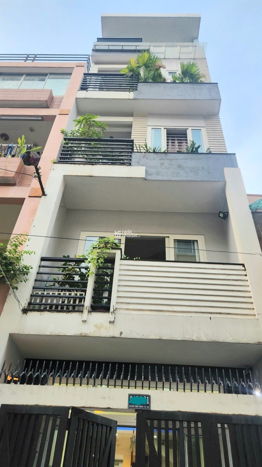 MẶT TIỀN HẺM 10M KD - NGUYỄN THÁI BÌNH - TÂN BÌNH - CHỈ 15,7 TỶ