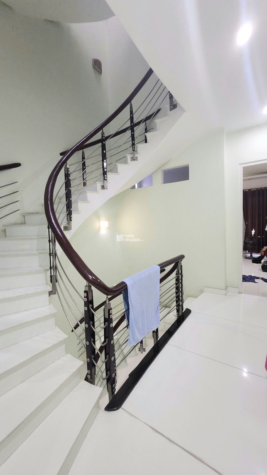 MẶT TIỀN HẺM 10M KD - NGUYỄN THÁI BÌNH - TÂN BÌNH - CHỈ 15,7 TỶ