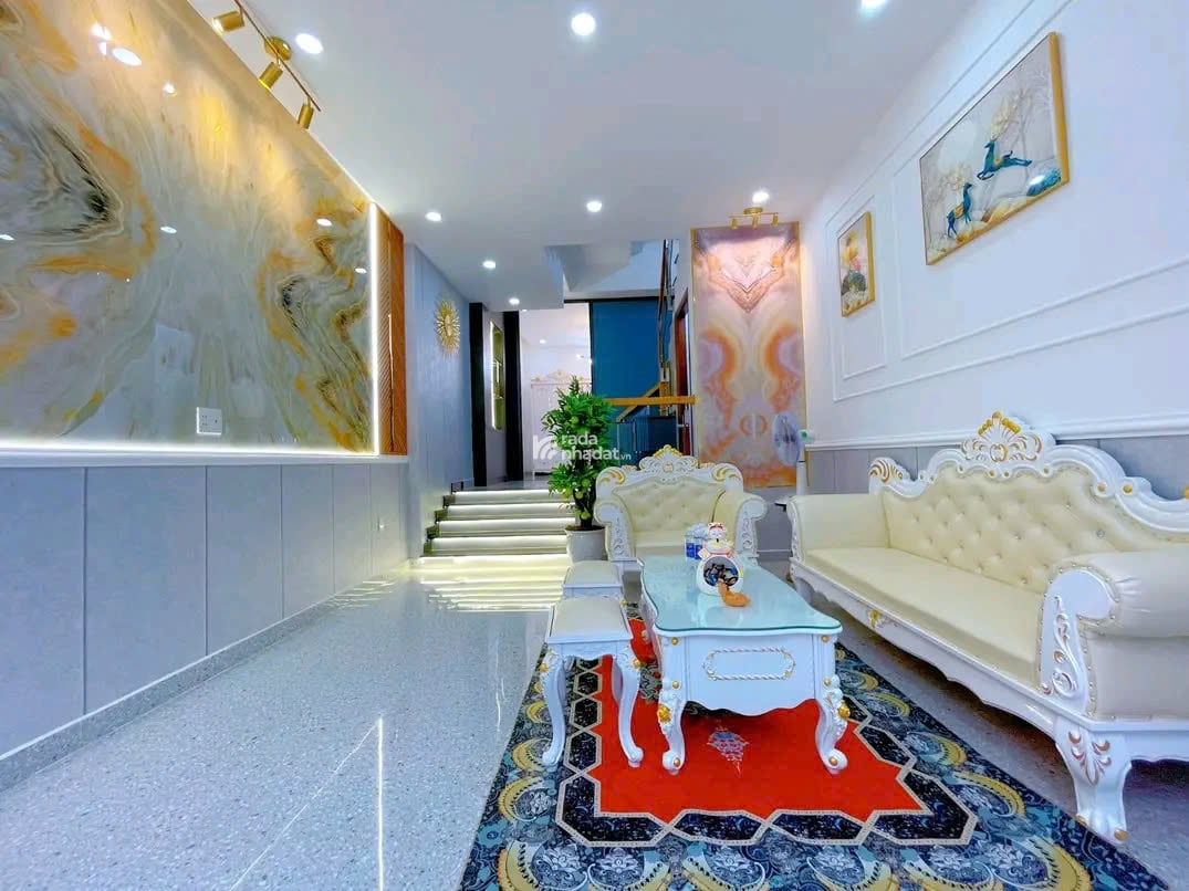 Nhà DT 41m2, giá 2tỷ090tr ở đường Yên Thế, phường 2, Tân Bình