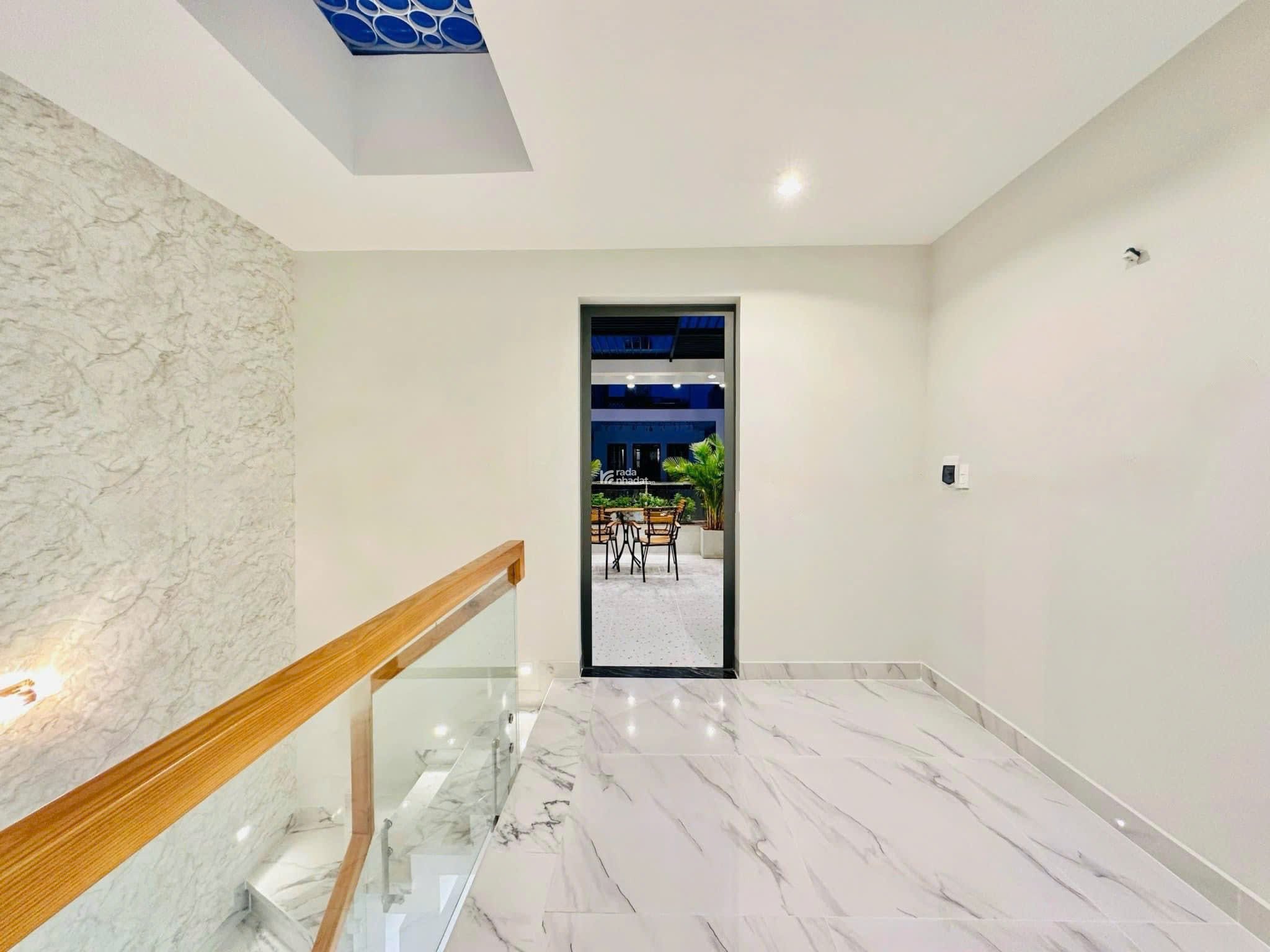 Nhà DT 41m2, giá 2tỷ090tr ở đường Yên Thế, phường 2, Tân Bình