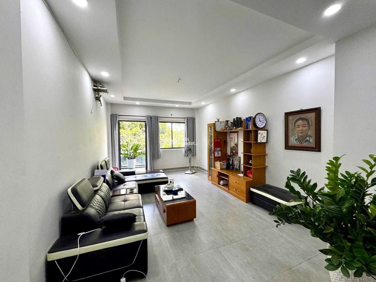 Bán nhà mặt tiền 4 tầng Bàu Cát 2, phường 12, Tân Bình chỉ 16.9 tỷ