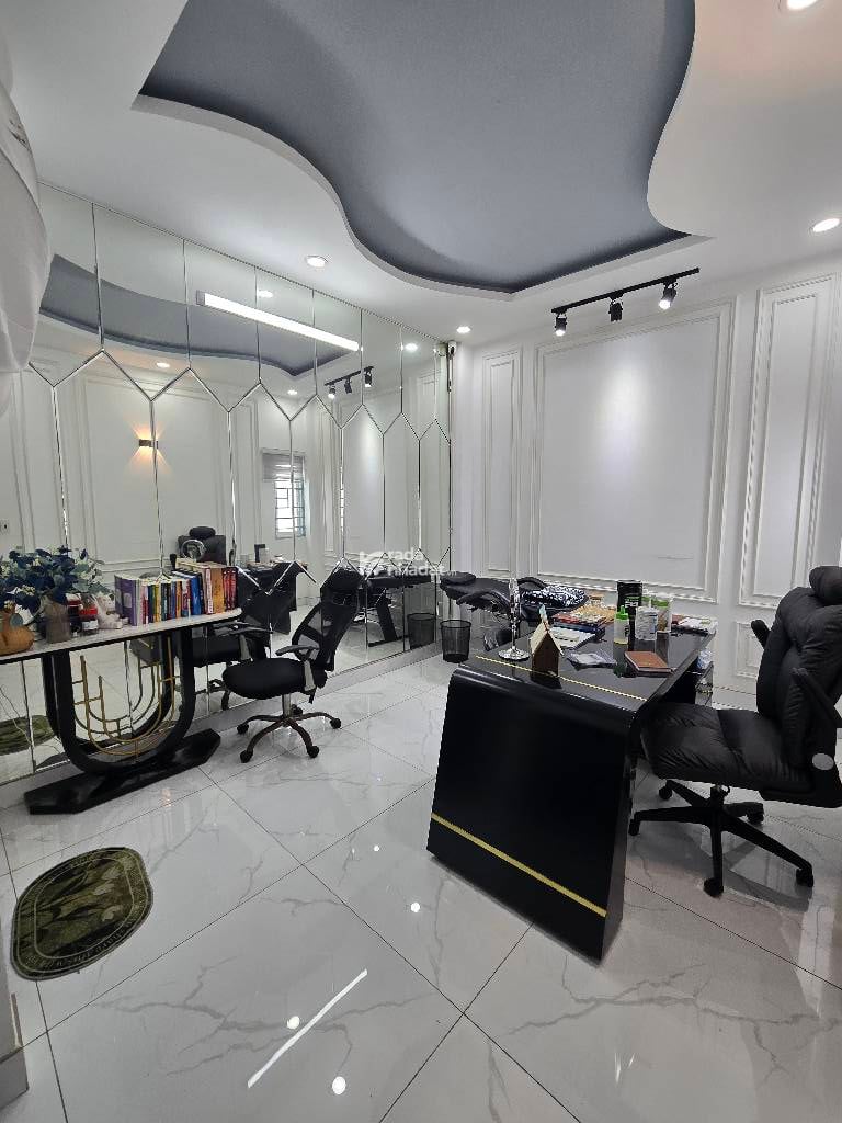 KHU PHÂN LÔ VIP - THUẬN TIỆN ĐỂ Ở HOẶC KINH DOANH SPA - VĂN PHÒNG - CÔNG TY