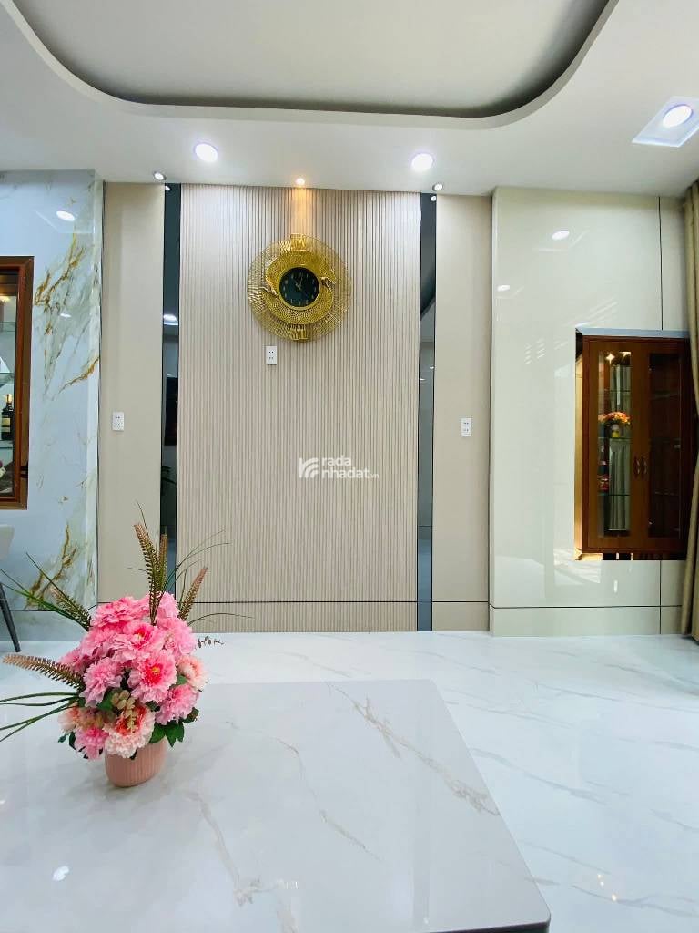 HUỲNH VĂN NGHỆ -P.15-TÂN BÌNH-DT: 37M2- 4 TỶ 980