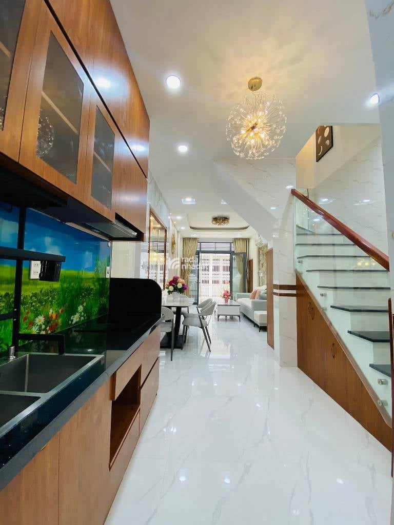 HUỲNH VĂN NGHỆ -P.15-TÂN BÌNH-DT: 37M2- 4 TỶ 980