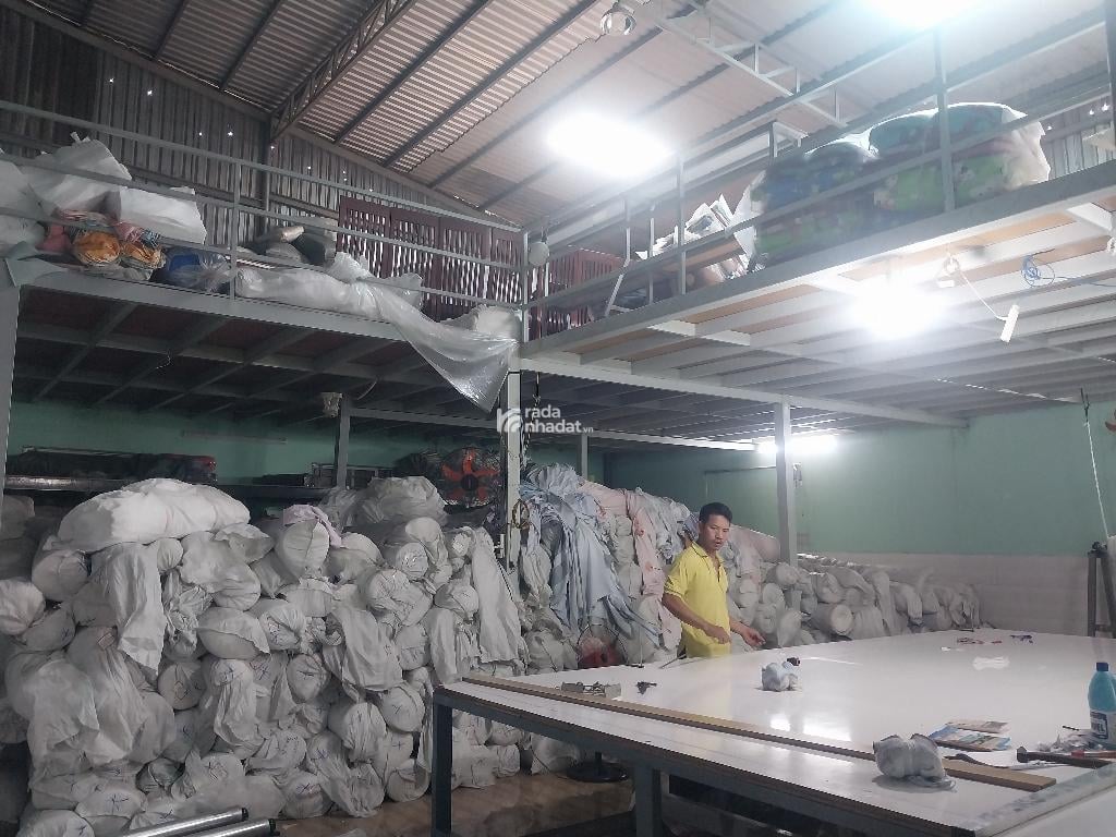 CHỦ KẸT TIỀN GIẢM MẠNH 2 TỶ RƯỠI - NGAY AEON TÂN PHÚ - 3 TẦNG - HẺM XE TẢI - 180M2