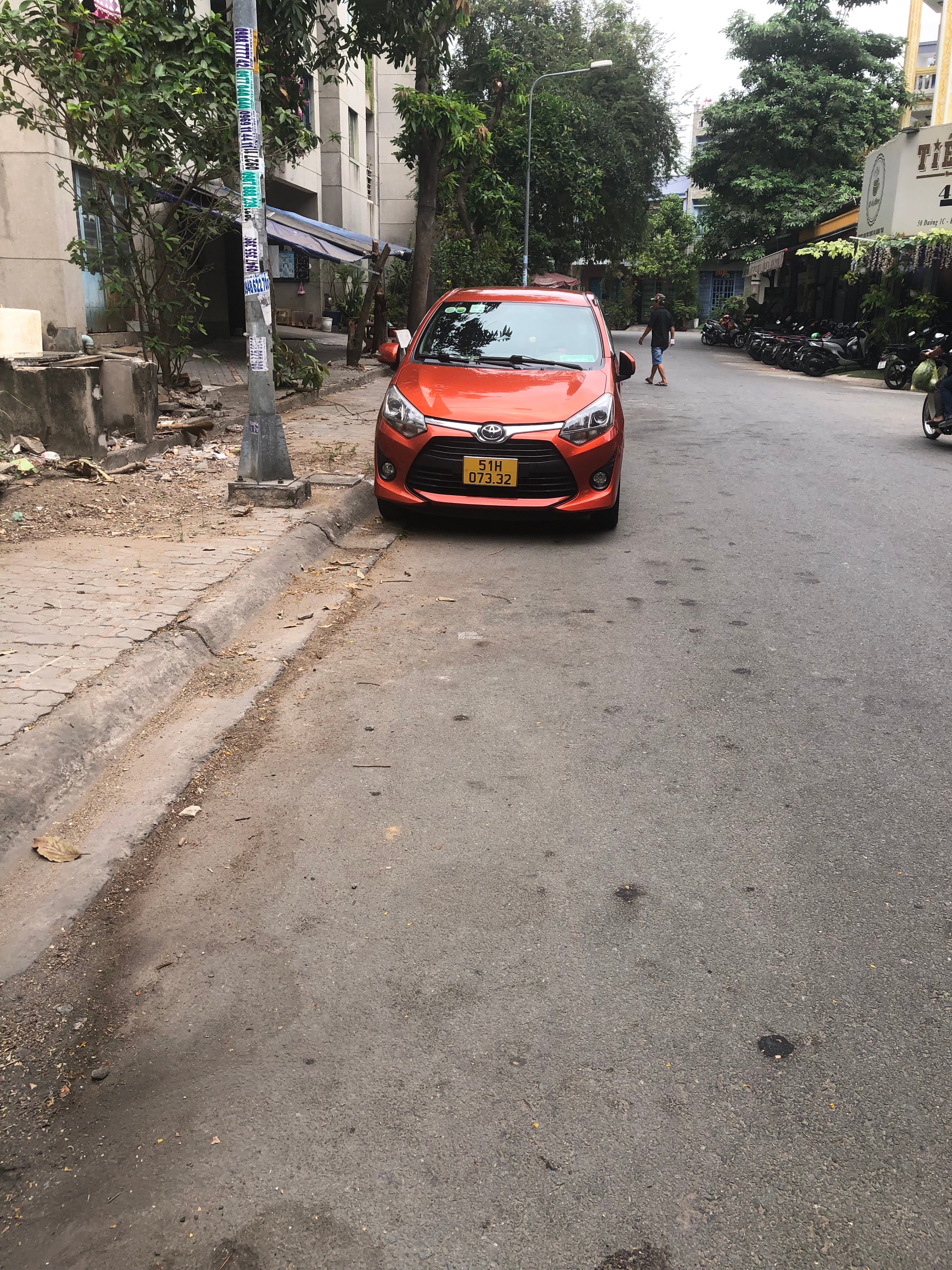 BÁN NHÀ 3 TẦNG 4PN GIÁP KHU TÊN LỬA 2 MẶT HẺM XE HƠI THÔNG 72M2 NHIK 5,9 TỶ