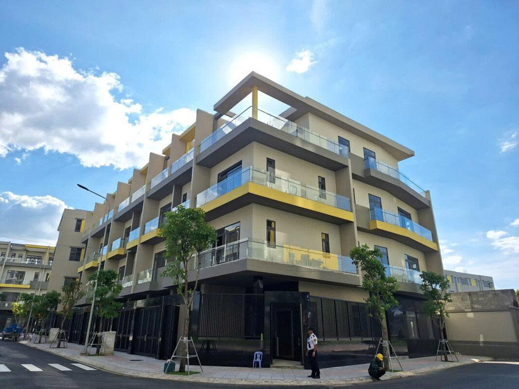 Nhà Phố 4 Tầng Bcons Uni Valley - Tài Sản Dòng Tiền Ngay Làng Đại Học