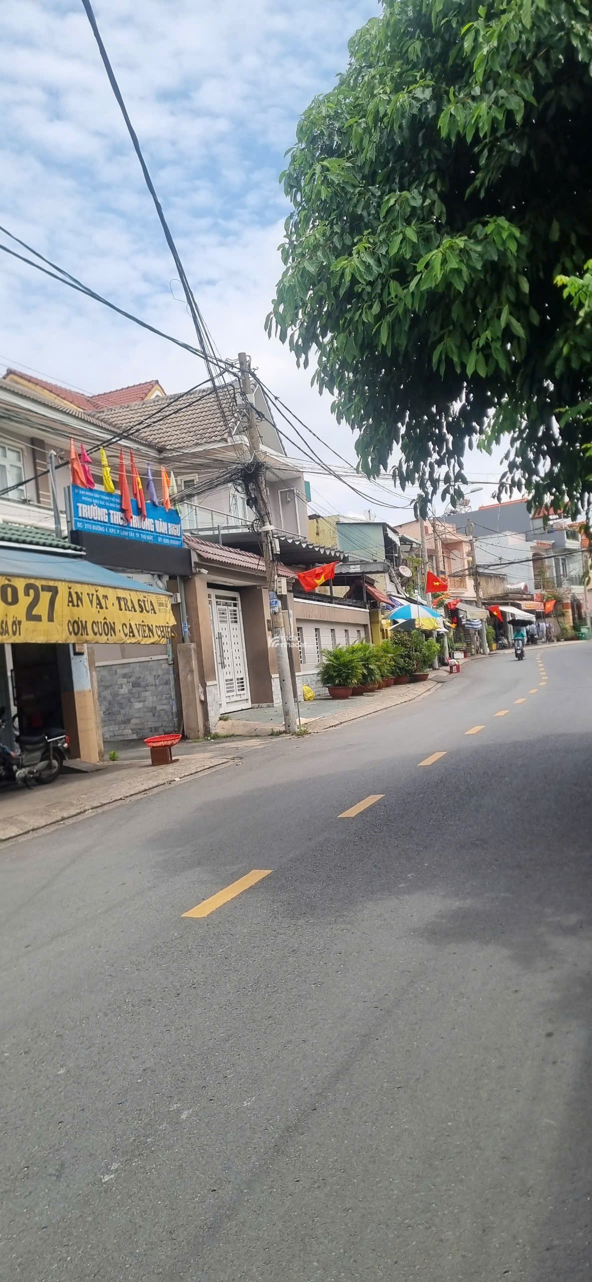 BIỆT THƯ SÂN VƯỜN -165m2 GIÁ NHỈNH 7 TỶ -LINH TÂY