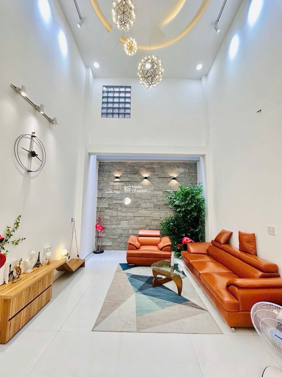 Cần bán siêu phẩm nhà cho thuê ngay chợ Bà Chiểu 18tr/tháng đường Trần Bình Trọng, P5, Bình Thạnh