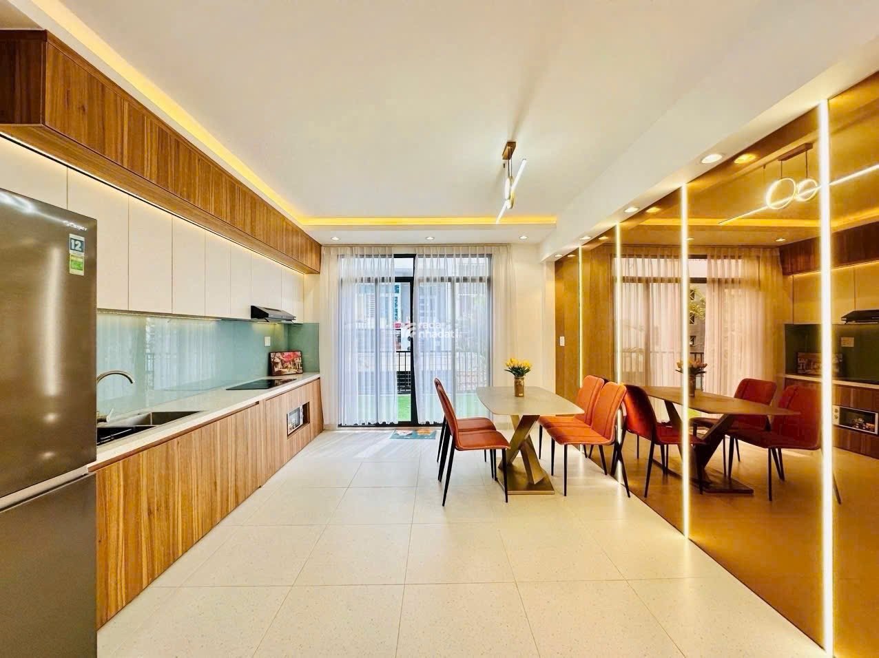 Cần bán siêu phẩm nhà cho thuê ngay chợ Bà Chiểu 18tr/tháng đường Trần Bình Trọng, P5, Bình Thạnh