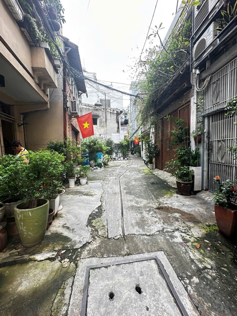 NHÀ HẺM NAM KỲ KHỞI NGHĨA – PHƯỜNG VÕ THỊ SÁU, QUẬN 3 - DÒNG TIỀN THUÊ 10TRTHÁNG.