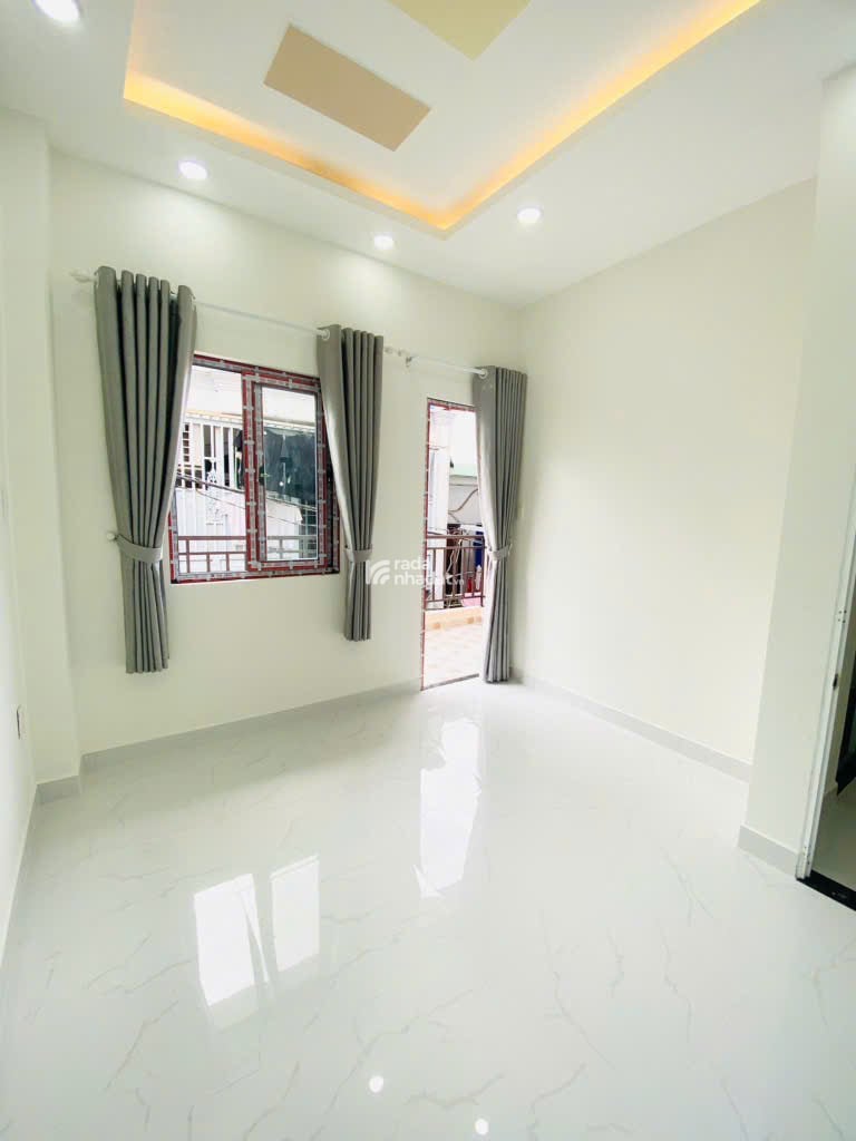 NHÀ ĐẸP 3 TẦNG BTCT, NGANG 4.3M , 4PN, SHR, HOÀN CÔNG, CHỈ 3,2T