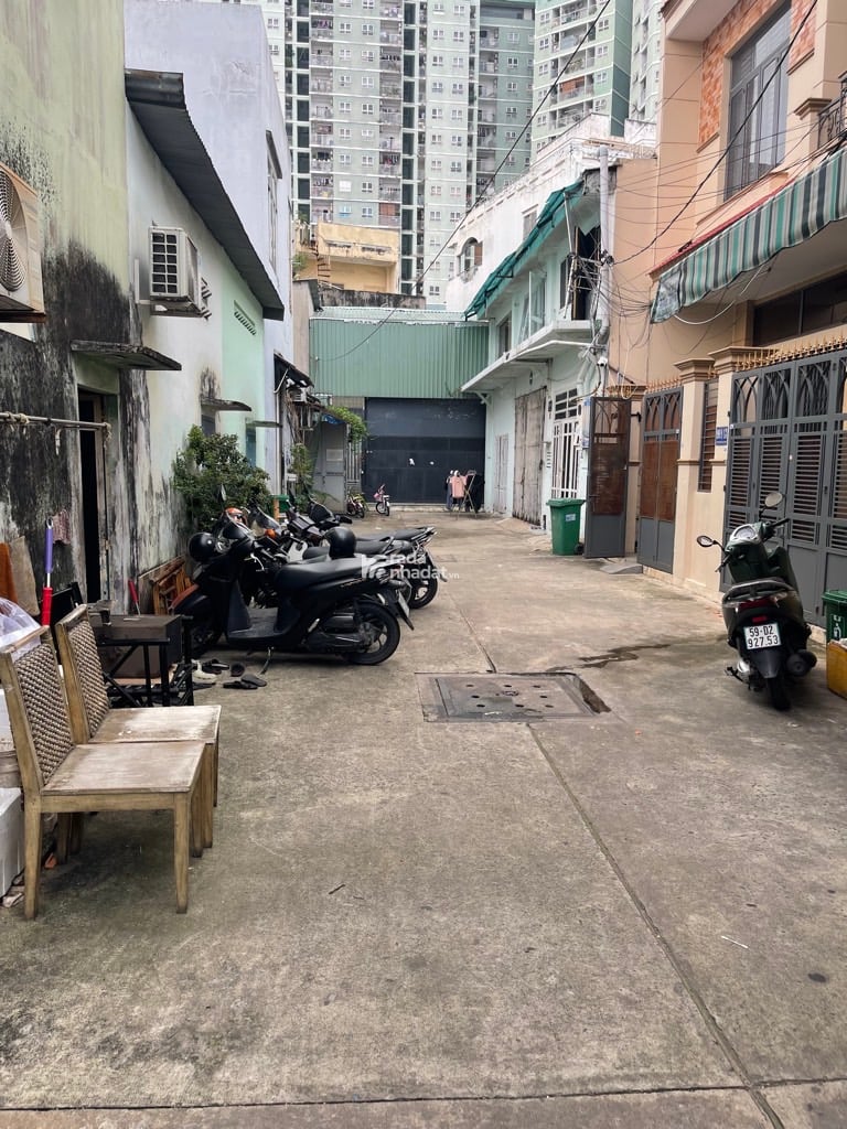 NGAY ĐẦM SEN, HẺM XE HƠI TÔ HIỆU, TÂN PHÚ, 471M2 HIẾM CÓ. GIẢM 450TR CHỈ CÒN 48.3T TL TỐT