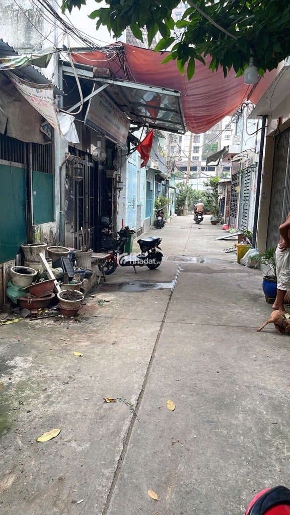 NGAY ĐẦM SEN, HẺM XE HƠI TÔ HIỆU, TÂN PHÚ, 471M2 HIẾM CÓ. GIẢM 450TR CHỈ CÒN 48.3T TL TỐT