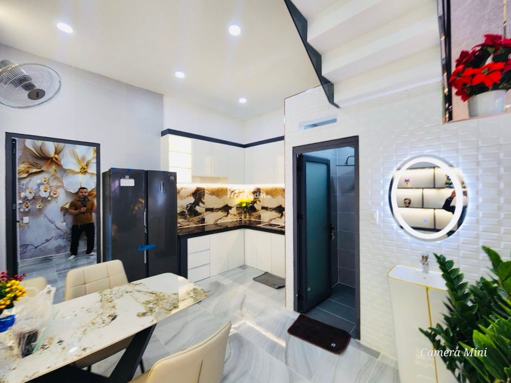 Bán Nhà Ngày LOtte City Land  Thống Nhất Gò Vấp 4x 14m Giá Chỉ 6.38 Tỷ