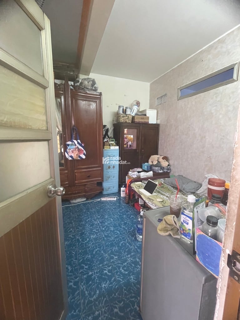 HÙNG VƯƠNG -P.1-Q.10- KHU CHỢ BUÔN BÁN LÊ HỒNG PHONG - 3 TẦNG - DT: 4.3*13m - CHỈ 11 TỶ 9