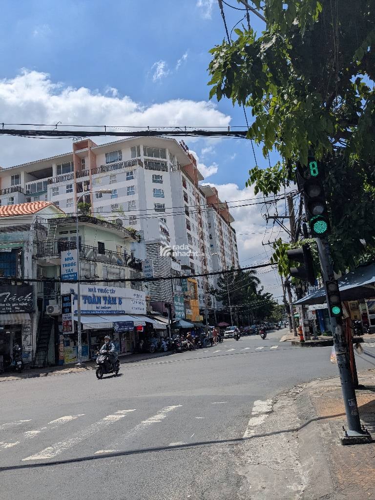 BÁN NHÀ 3 TẦNG BTCT  TRẦN THỊ TRỌNG  HOÀNG BẬT ĐẠT  50M2 (4x13)  3PN  6.38 TỶ