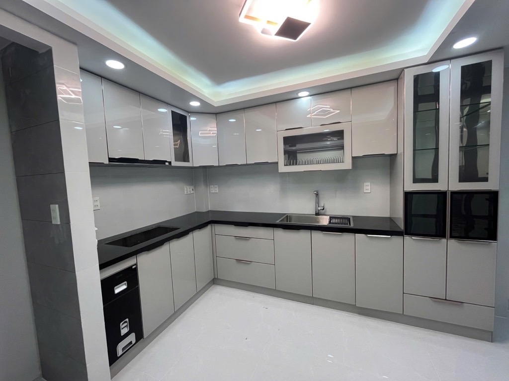 HẺM NHƯ MẶT TIỀN LẠC LONG QUÂN - 5 TẦNG Lạc Long Quân phường Bình Thới  Q11