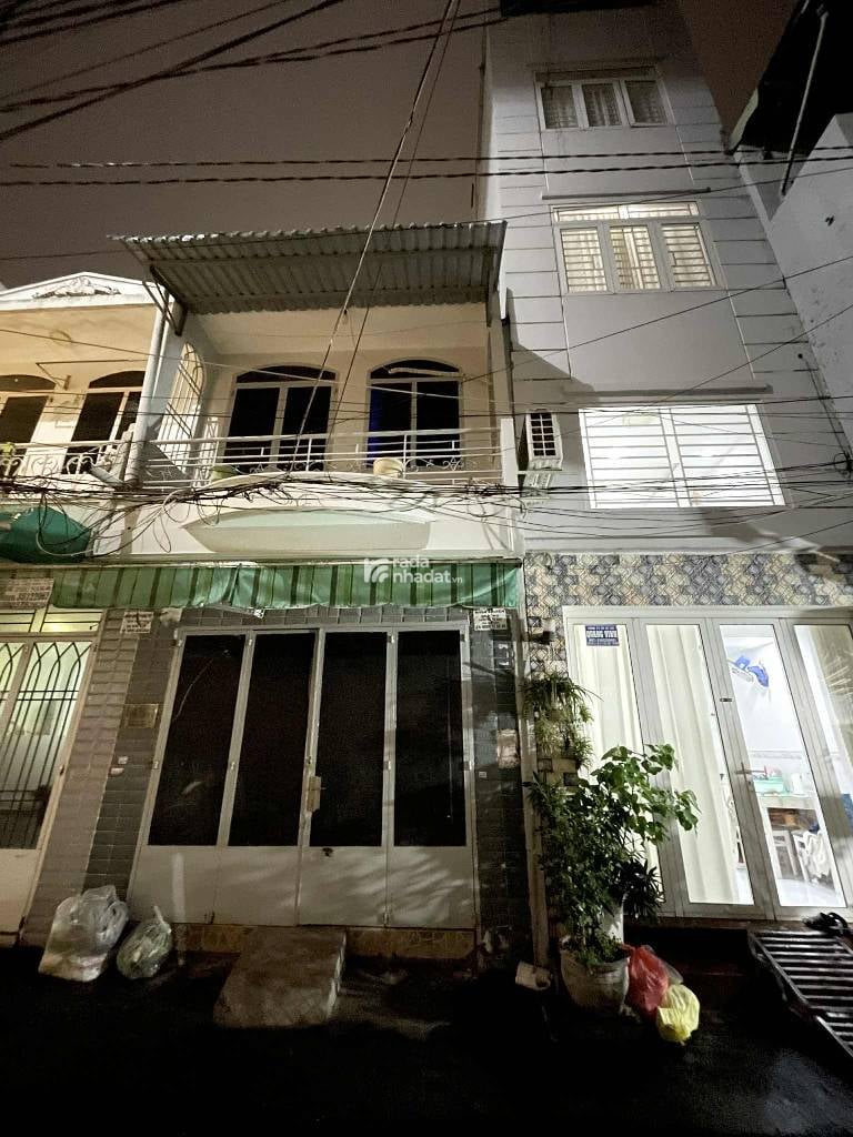 HXH QUỐC LỘ 13, BÌNH THẠNH, 24M2 TIỆN XÂY MỚI. GIẢM 650TR CHỈ CÒN 3.5T 