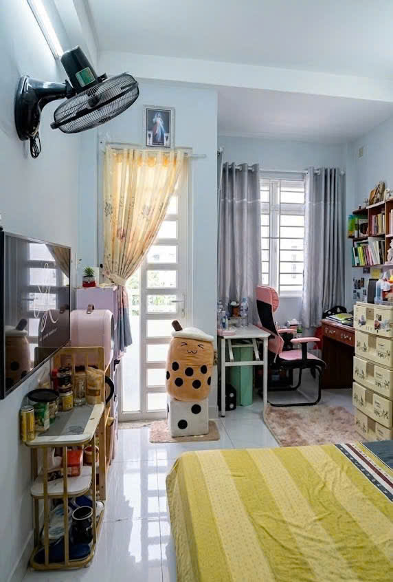 Bán nhà Lý Chính Thắng, QUẬN 3, DT 3.4 x 7.5m, giá 7.5 tỷ