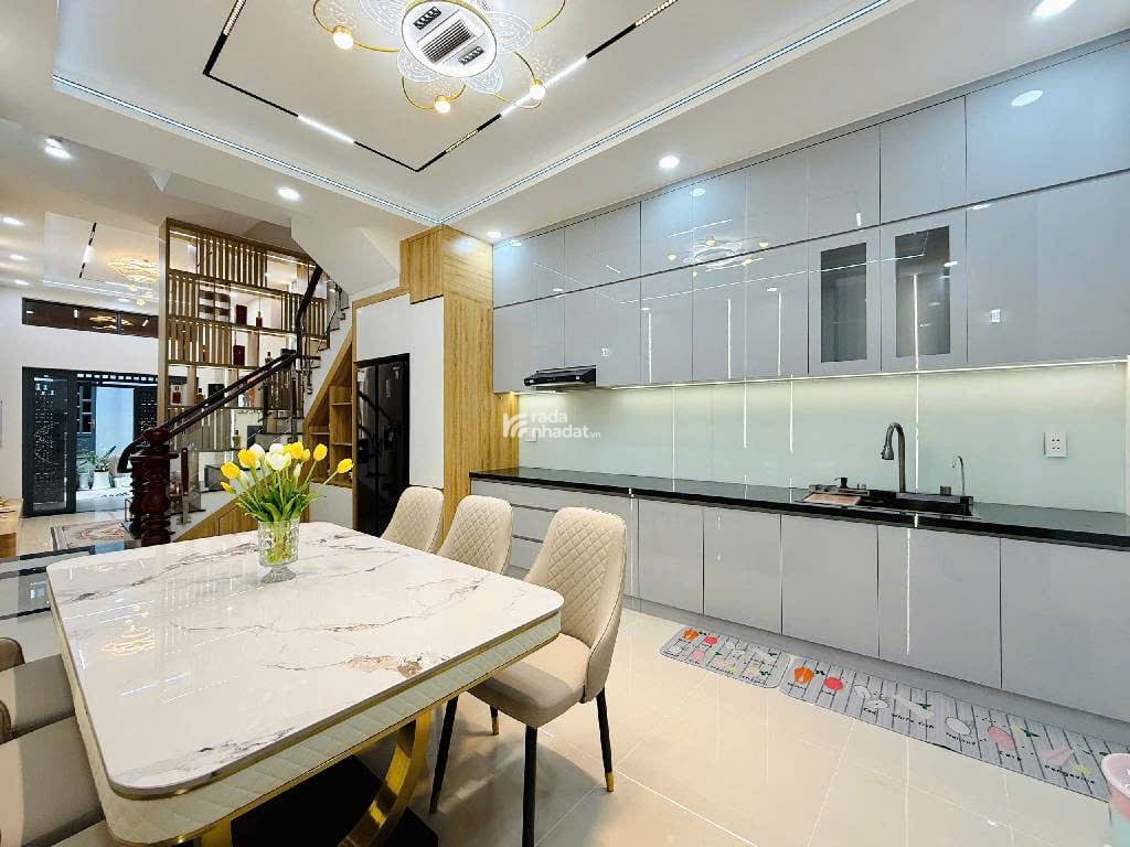  GÒ VẤP - NGAY CÔNG VIÊN LÀNG HOA - 4 TẦNG - 63M2 NỞ HẬU - HXH- NHÀ MỚI FULL NỘI THẤT CAO CẤP