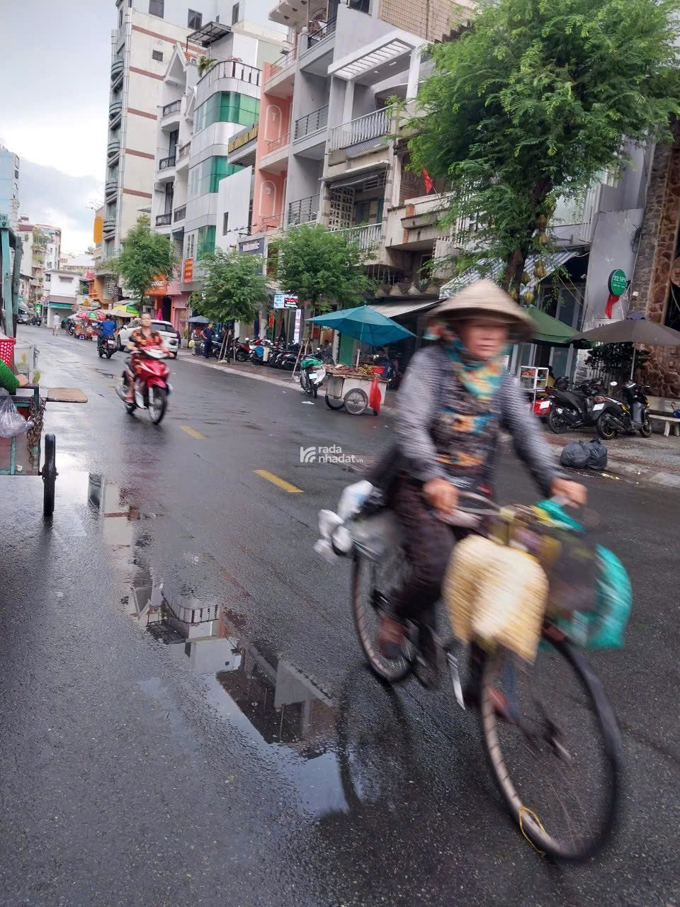 Bán nhà mặt tiền Đề Thám, Phường Cầu Ông Lãnh, Quận 1 -4x18 - 34 TỶ 