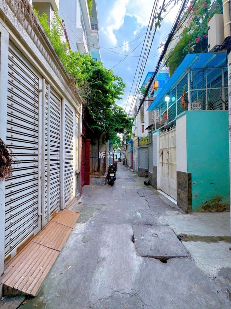 NHÀ ĐẸP 5 TẦNG - 58M2 GẦN NGUYỄN VĂN TRỖI TIỆN ĐI SÂN BAY - TRUNG TÂM Q1 Q3 - Ở KINH DOANH TỐT