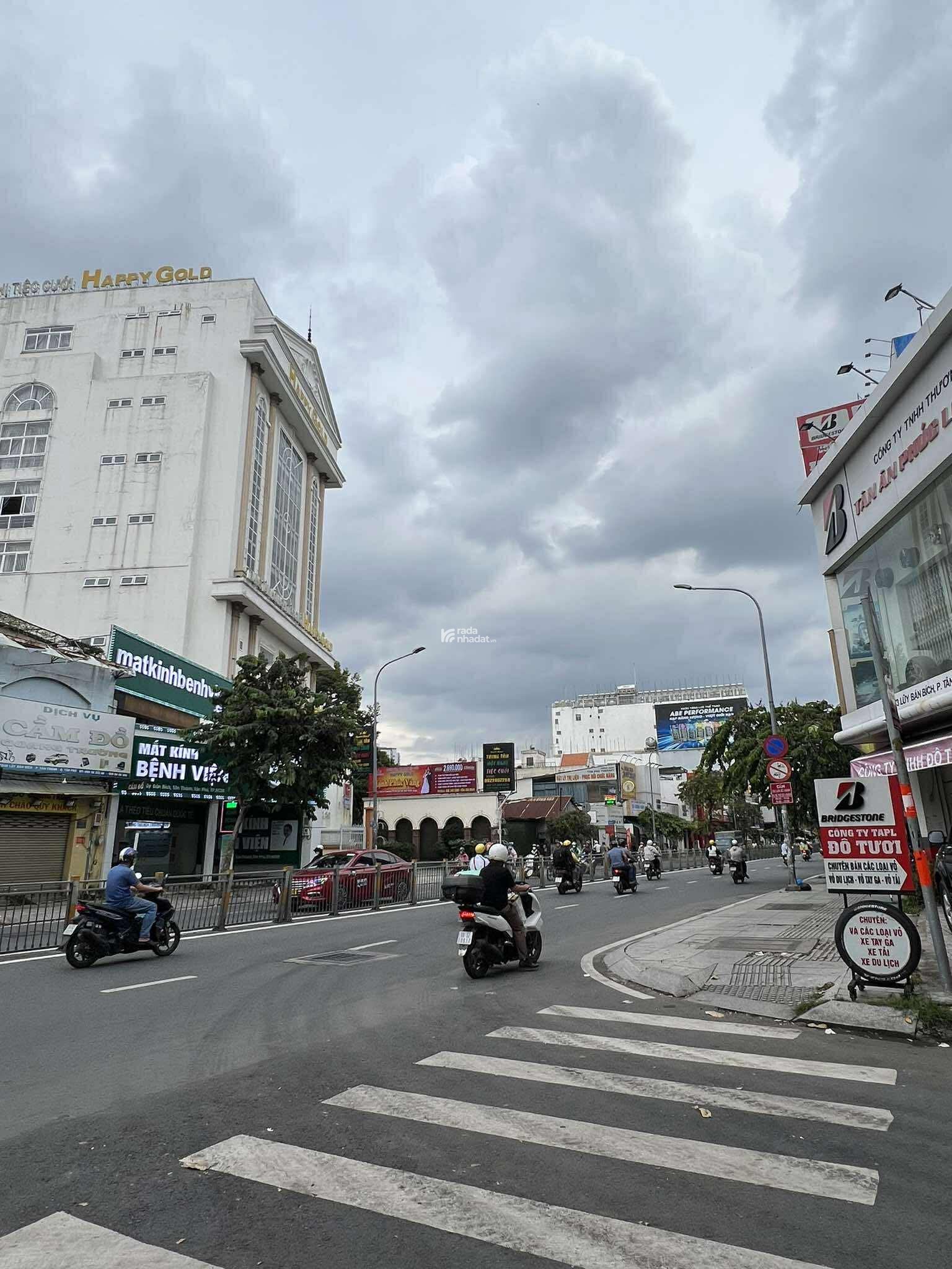 HXH Nhựa 6M Ngay Luỹ Bán Bích Sát Mặt Tiền - 50M2 - N4x12,5 - 4 Tầng BTCT - 4Pn - Chỉ 7,x Tỷ