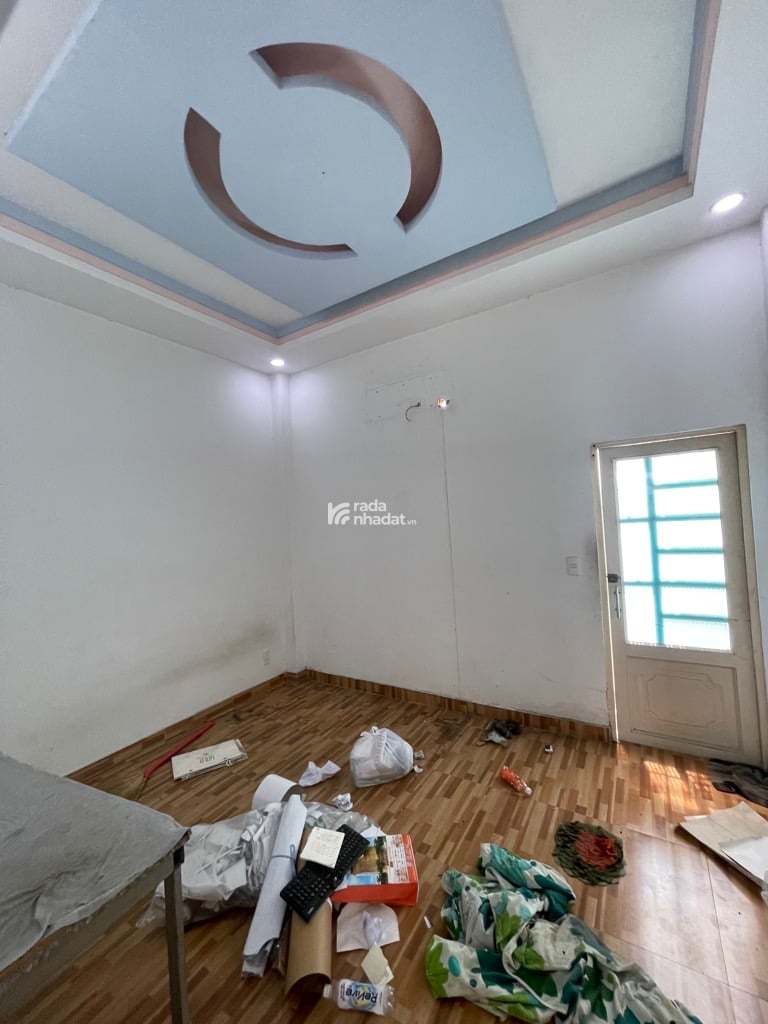 BÁN NHÀ 66M2 5.7 TỶ 4 TẦNG MẶT TIỀN CÓ SÂN ĐỂ XE HƠI 7 CHỖ BÌNH TÂN 