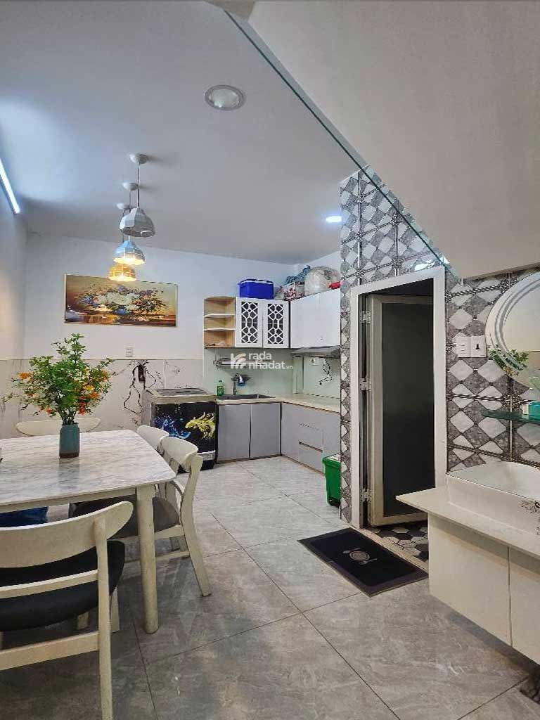 BÁN NHÀ 40M2 - ÔTÔ NGỦ TRONG NHÀ - FULL NỘI THẤT - CHỢ PHẠM VĂN BẠCH TÂN BÌNH - NHỈNH 3 TỶ