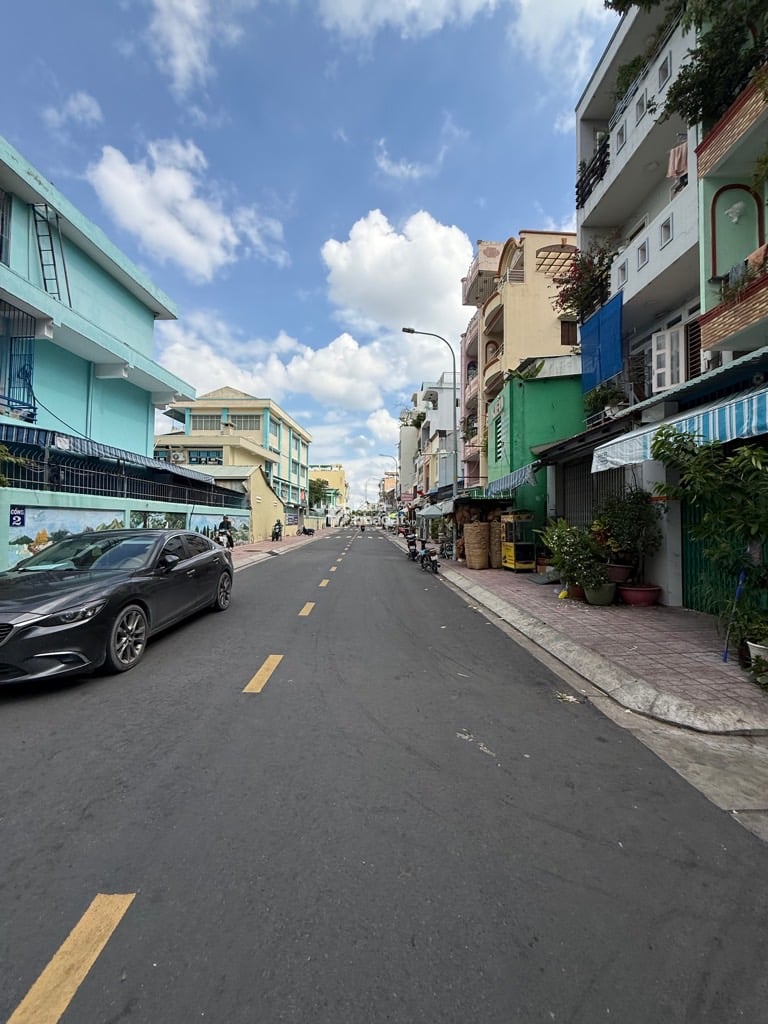 BÁN NHÀ MẶT TIỀN BÌNH TÂY QUẬN 6 62M2 3PN 14.5 TỶ KINH DOANH ĐỈNH