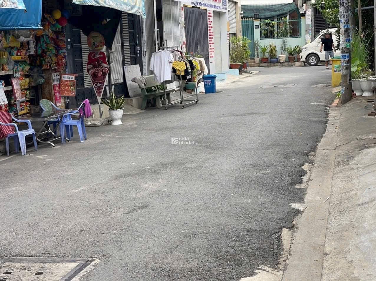 Bán nhà C4 125m2 Mặt Tiền Trung Mỹ Tây 1, Quận 12 