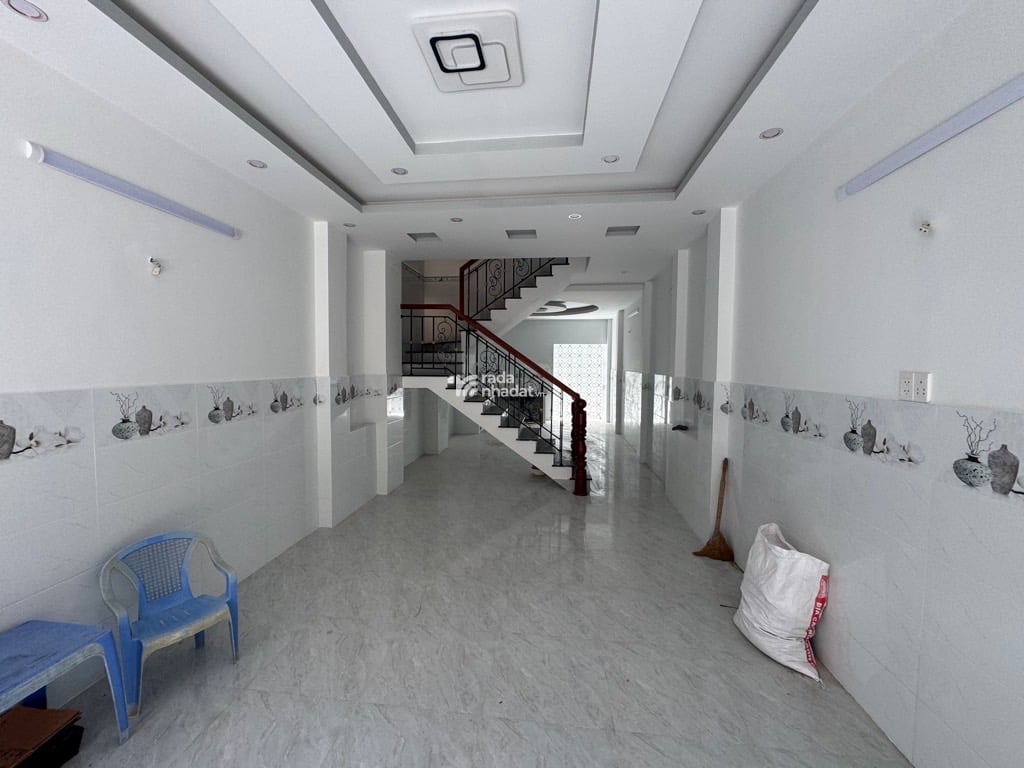 BÁN NHÀ TRẦN THỦ ĐỘ 60M2 3 TẦNG 6.2 TỶ 4PN HẺM XE HƠI TÂN PHÚ